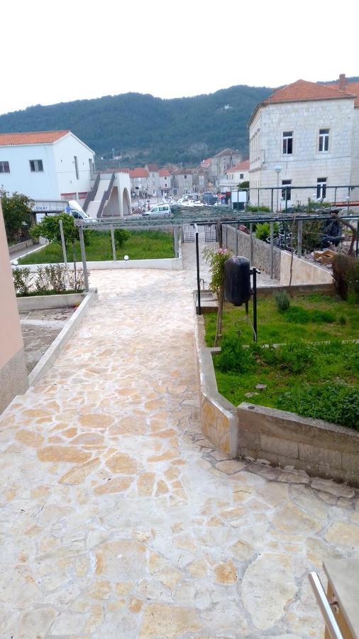 Apartman Tudor Stari Grad  Exterior photo
